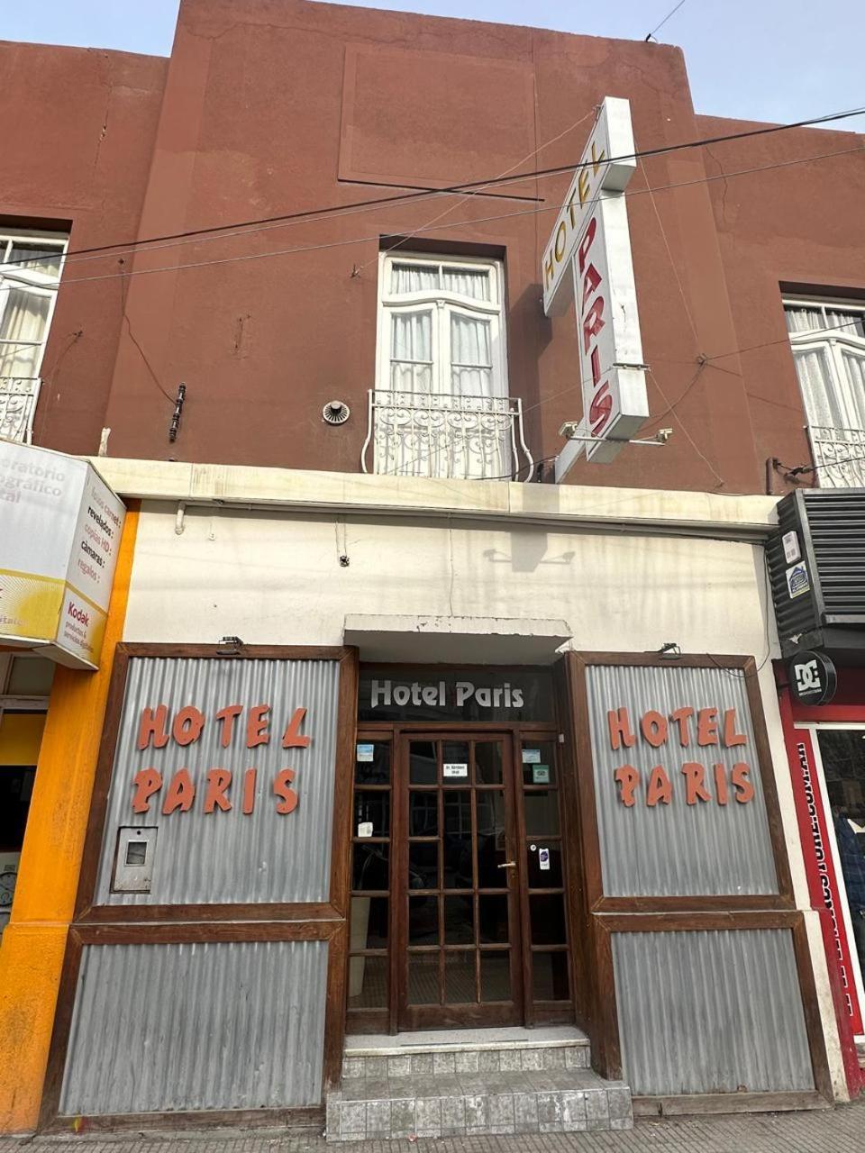 Hotel Paris Rio Gallegos Exterior photo